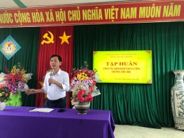 Thấy Nguyễn Văn Hải - Phó phòng giáo dục huyện Đô Lương phát biểu